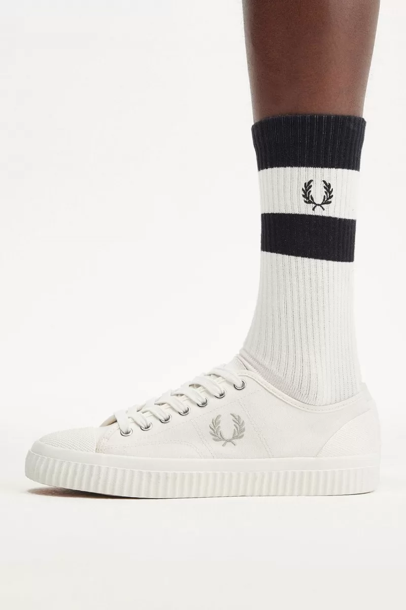 Fred Perry Low Hughes Womens Plimsolls Light Beige Oatmeal IAOWL5973 - Fred Perry Low Hughes Women's Plimsolls Light Beige Oatmeal | IAOWL5973